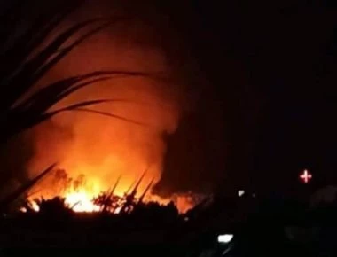 Φωτιά σε κατασκήνωση απείλησε και σπίτια στην Κύπρο